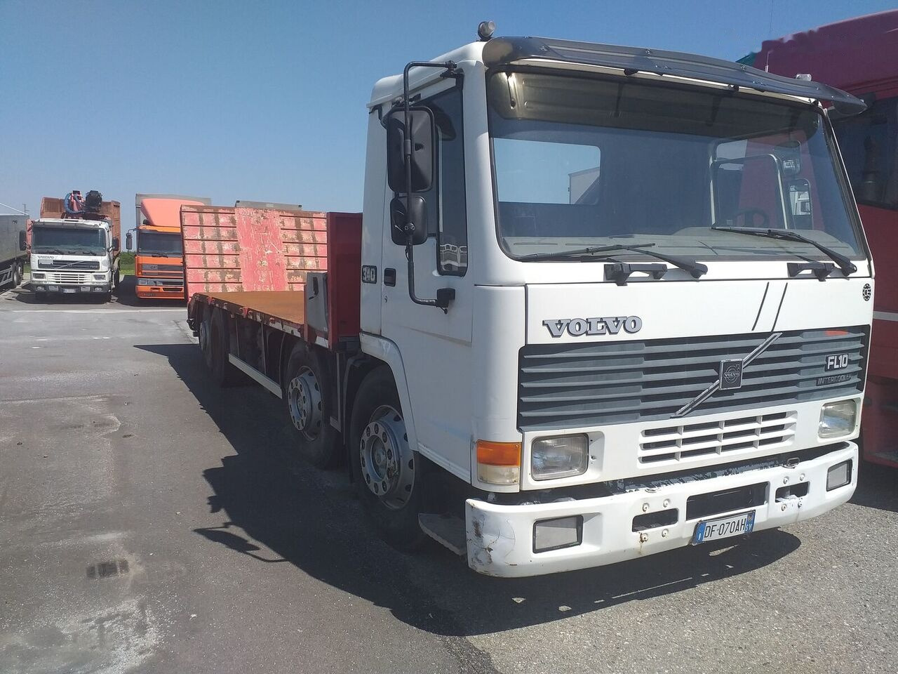 Volvo FL 10.320 - Camión caja abierta: foto 2 Volvo FL 10.320 - Camión caja abierta: foto 2