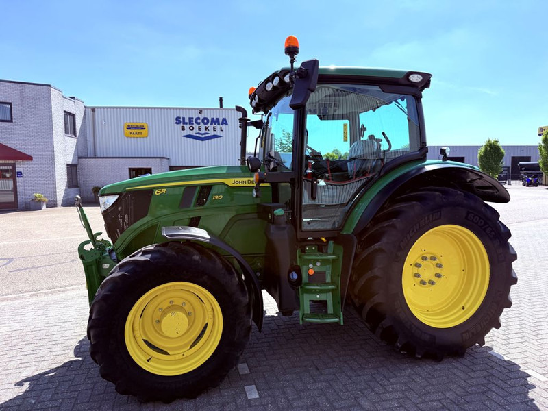 John Deere 6R130 Command Pro Autopowr - Tractor: foto 1 John Deere 6R130 Command Pro Autopowr - Tractor: foto 1