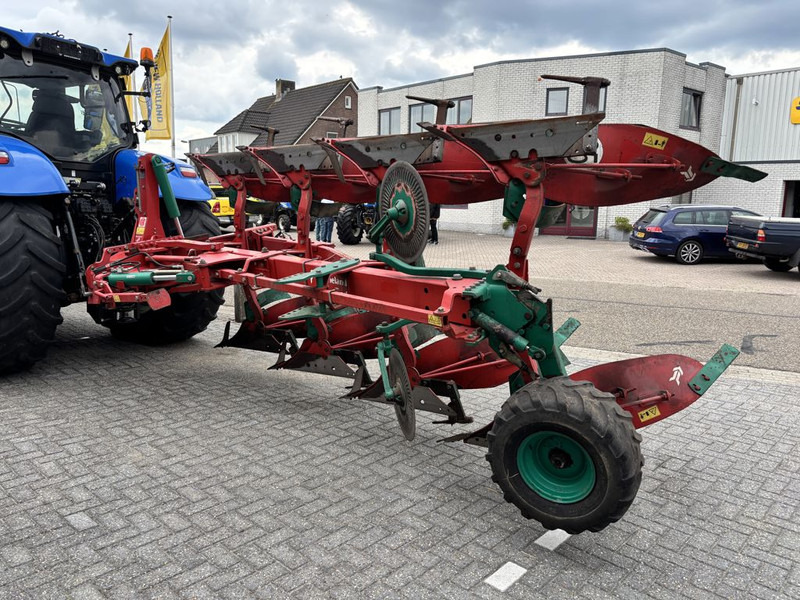 Kverneland LB100 4-Schaar Ploeg met Vorenpakker - Arado: foto 2 Kverneland LB100 4-Schaar Ploeg met Vorenpakker - Arado: foto 2
