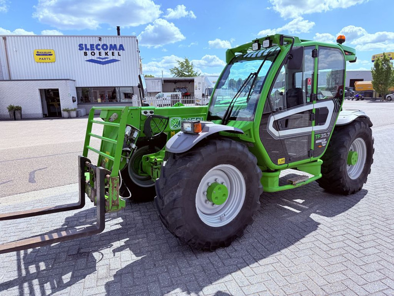 Merlo TF35.7-140 Telehandler - Manipulador telescópico: foto 1 Merlo TF35.7-140 Telehandler - Manipulador telescópico: foto 1
