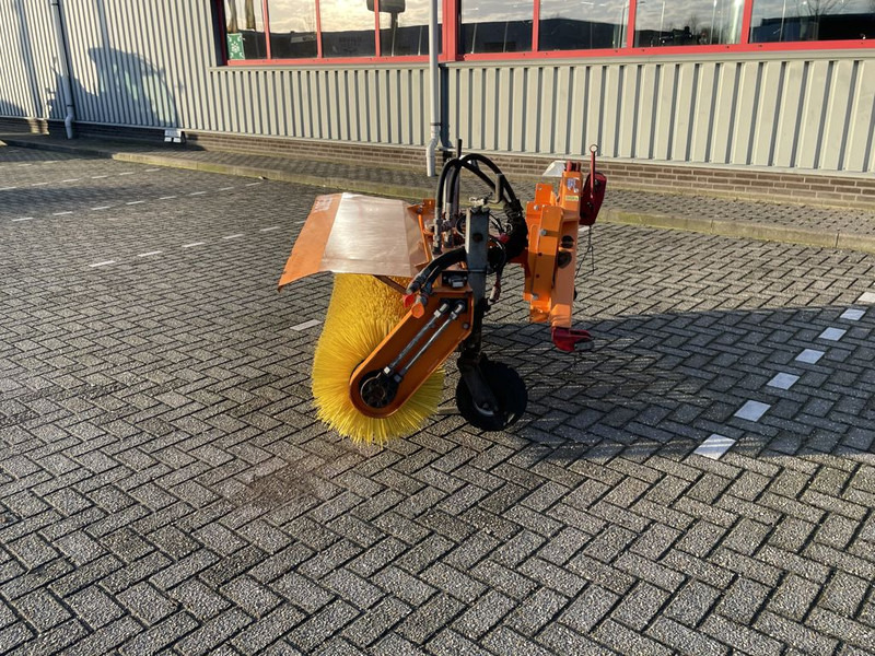Nesbo Veegmachine HF1600S - Barredora cucharón para Vehículo municipal: foto 3 Nesbo Veegmachine HF1600S - Barredora cucharón para Vehículo municipal: foto 3