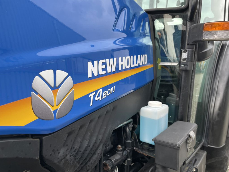 New Holland T4.80N - Tractor: foto 5 New Holland T4.80N - Tractor: foto 5