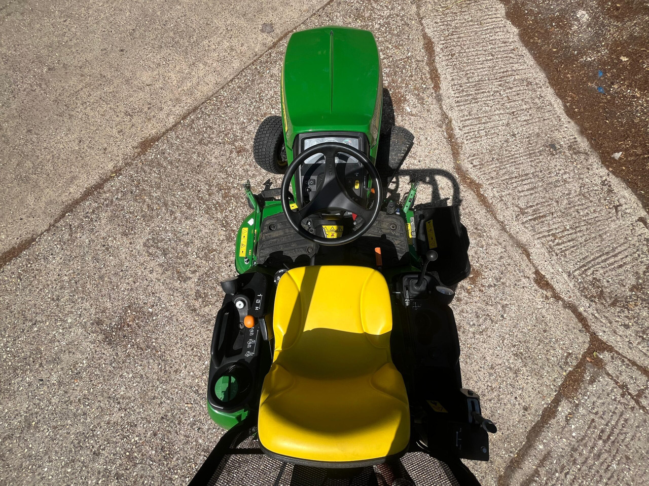 John Deere 1026R Sub-compact Tractor - Mini tractor: foto 4 John Deere 1026R Sub-compact Tractor - Mini tractor: foto 4