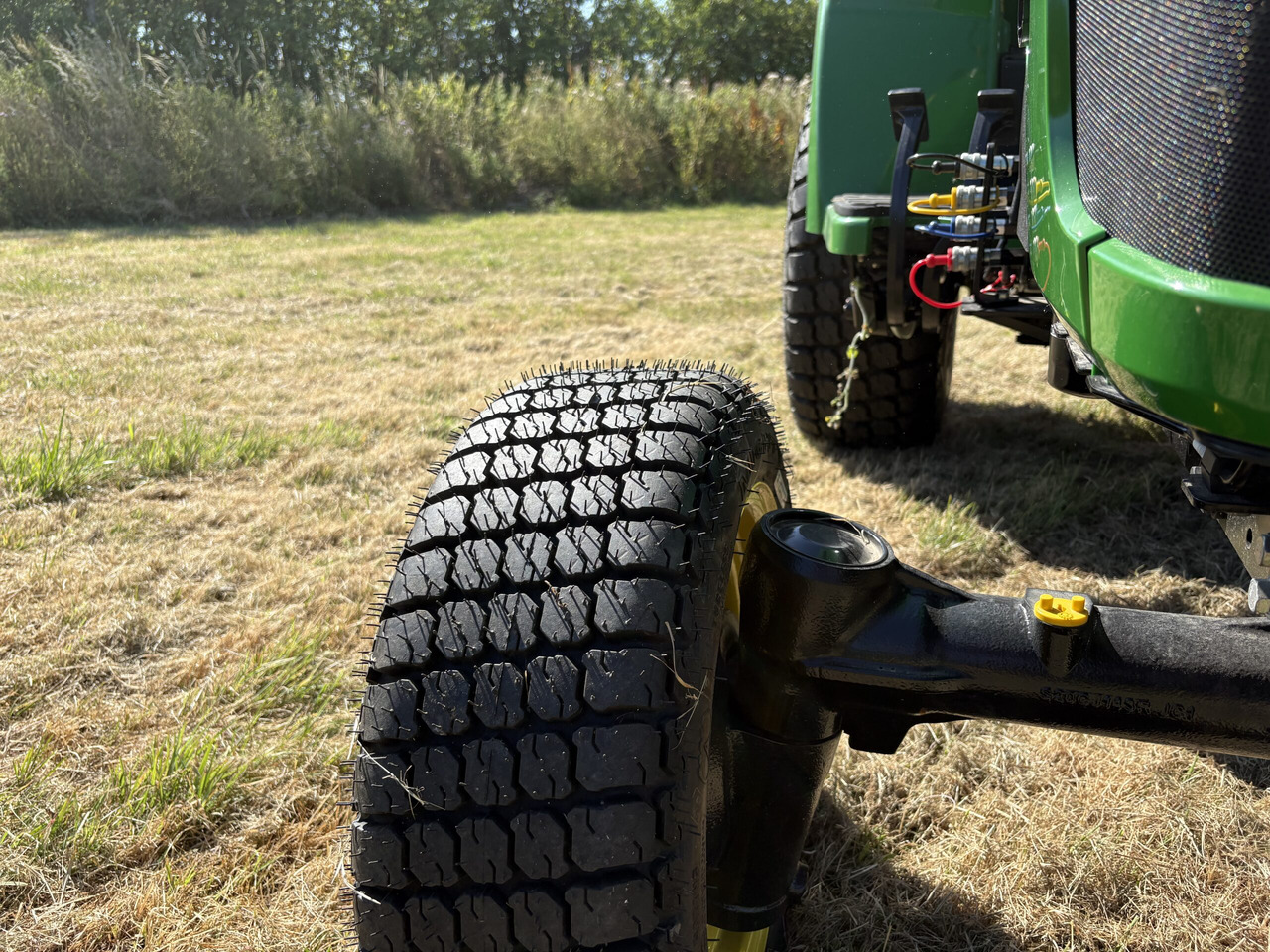 John Deere 2032R Compact Tractor - Mini tractor: foto 5 John Deere 2032R Compact Tractor - Mini tractor: foto 5