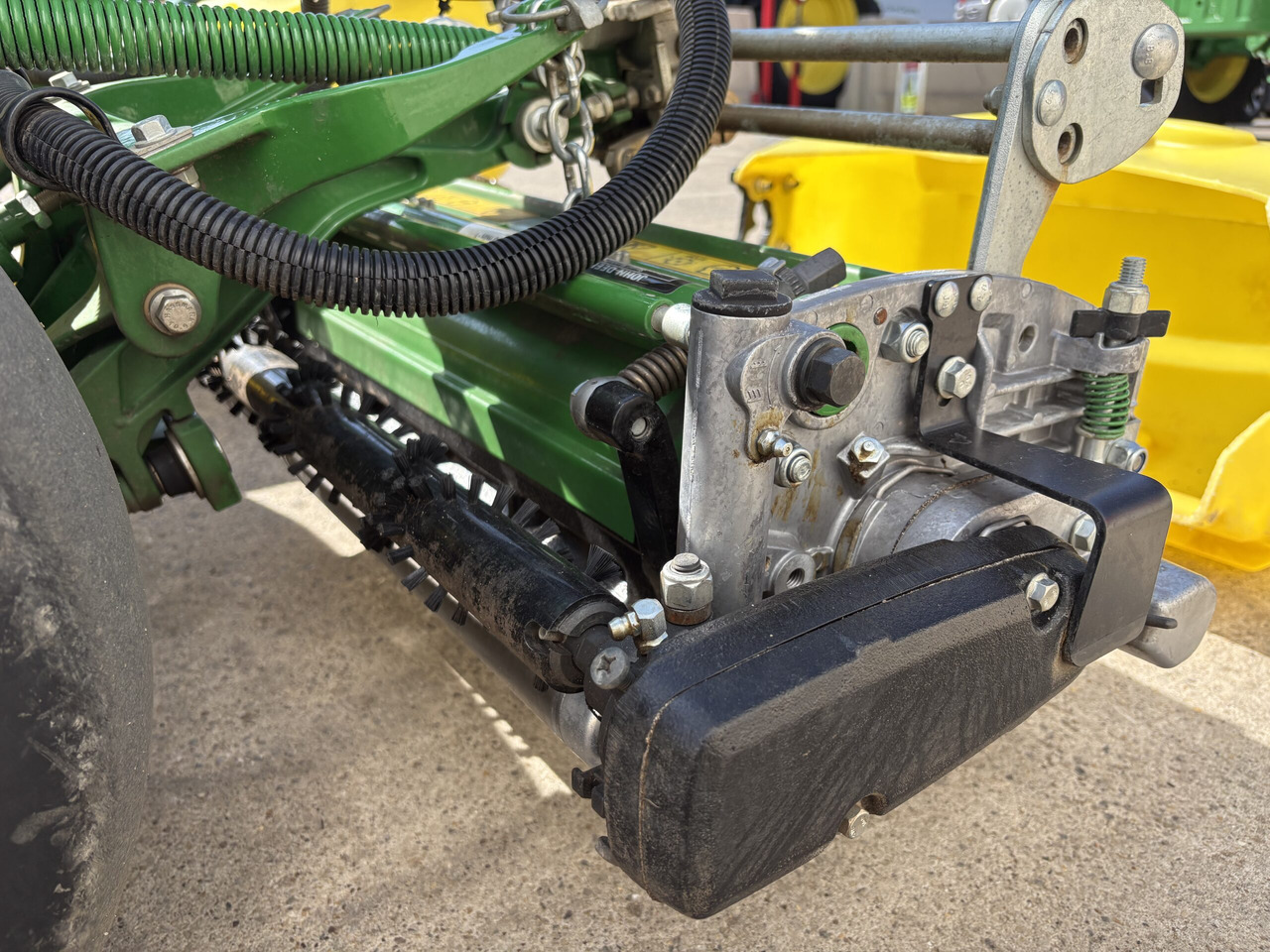 John Deere 2750E Triplex mower - Cortacésped: foto 4 John Deere 2750E Triplex mower - Cortacésped: foto 4