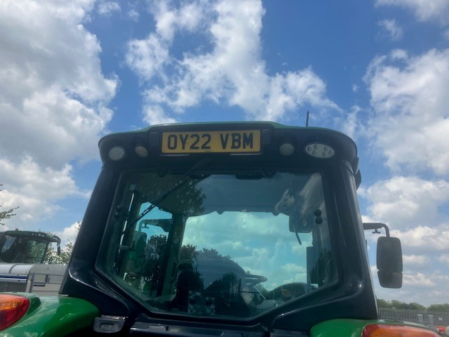 John Deere 6120M - Tractor: foto 5 John Deere 6120M - Tractor: foto 5