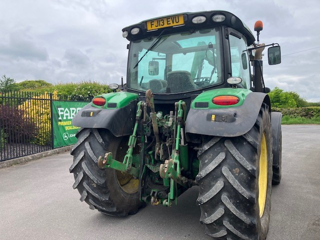 John Deere 6125R - Tractor: foto 5 John Deere 6125R - Tractor: foto 5