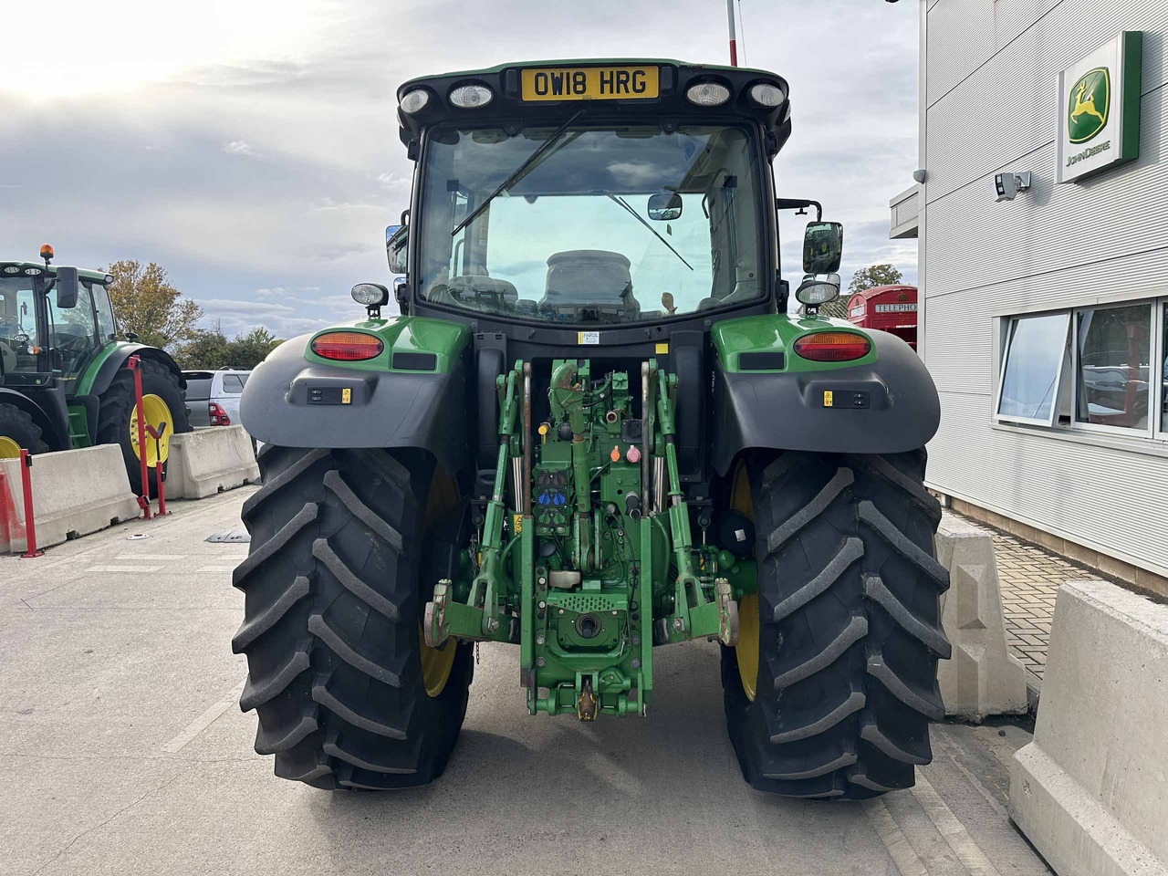 John Deere 6130R - Tractor: foto 5 John Deere 6130R - Tractor: foto 5