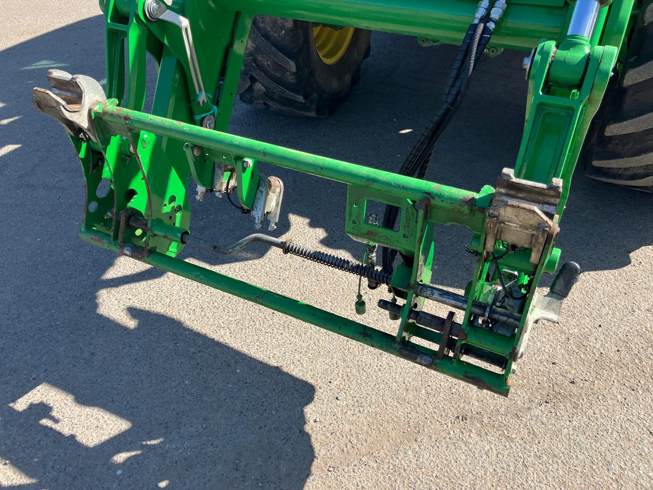 John Deere 6130R - Tractor: foto 3 John Deere 6130R - Tractor: foto 3