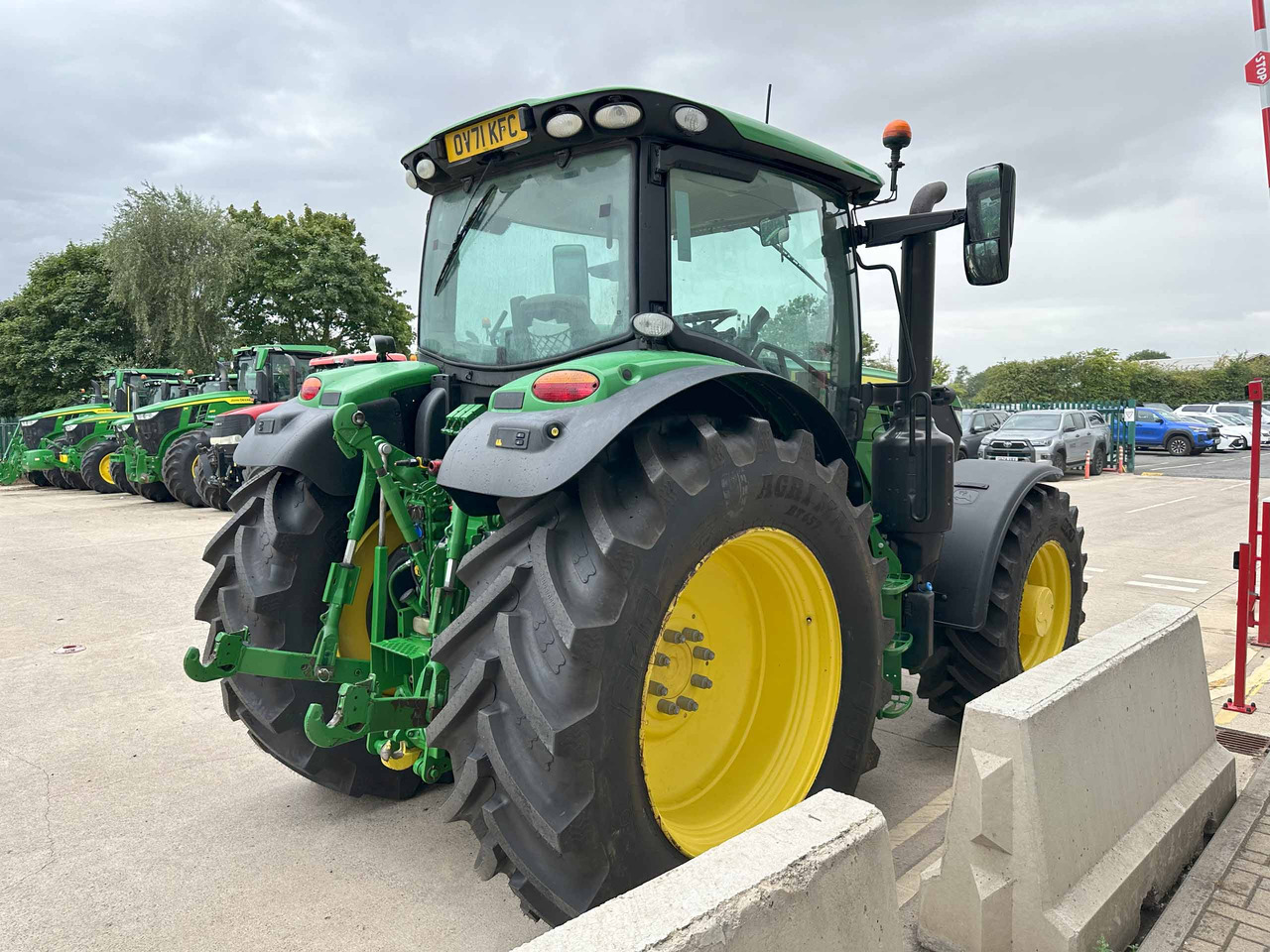 John Deere 6155R - Tractor: foto 5 John Deere 6155R - Tractor: foto 5
