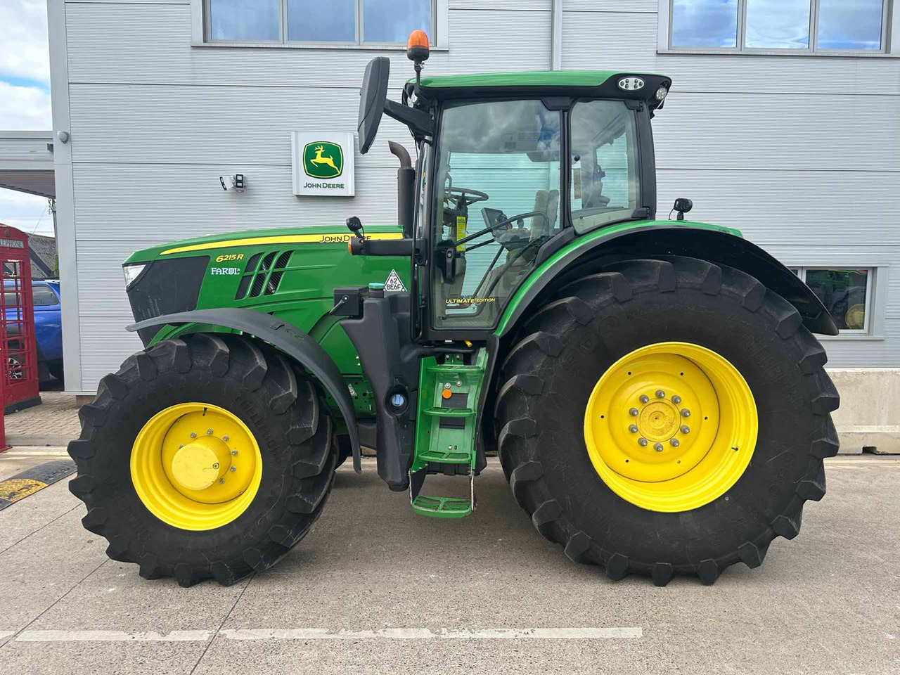 John Deere 6215R - Tractor: foto 2 John Deere 6215R - Tractor: foto 2