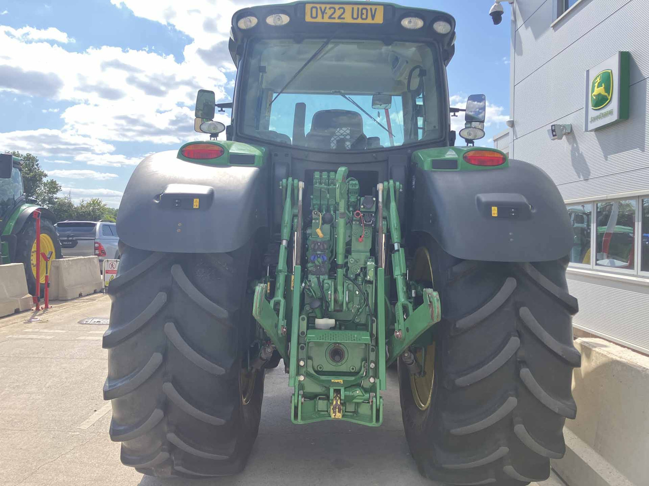 John Deere 6215R - Tractor: foto 4 John Deere 6215R - Tractor: foto 4