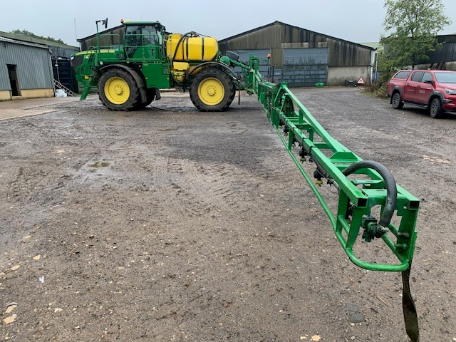 John Deere R4040i - Pulverizador: foto 1 John Deere R4040i - Pulverizador: foto 1