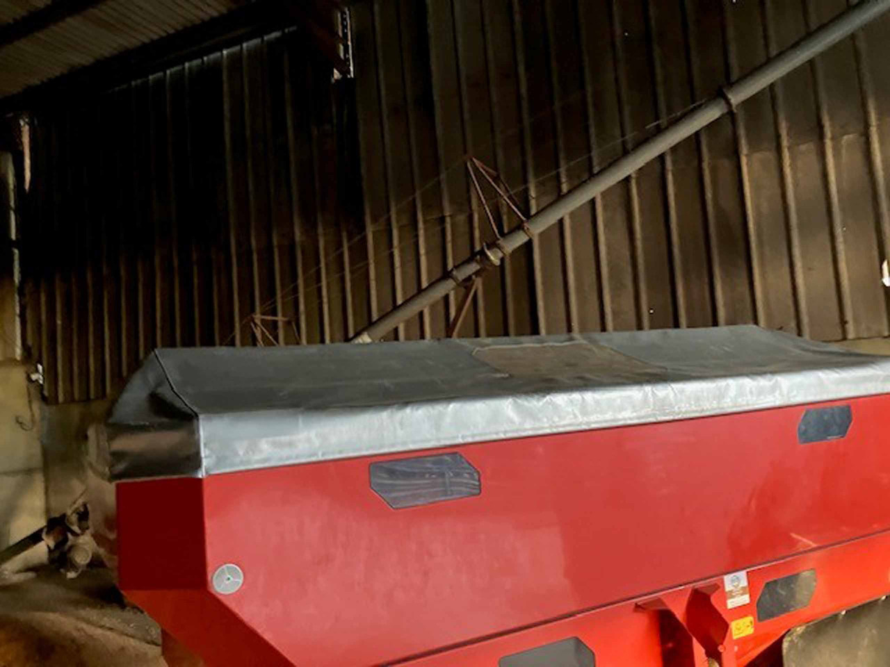 Kuhn Axis 30.1 - Esparcidor de fertilizantes: foto 2 Kuhn Axis 30.1 - Esparcidor de fertilizantes: foto 2
