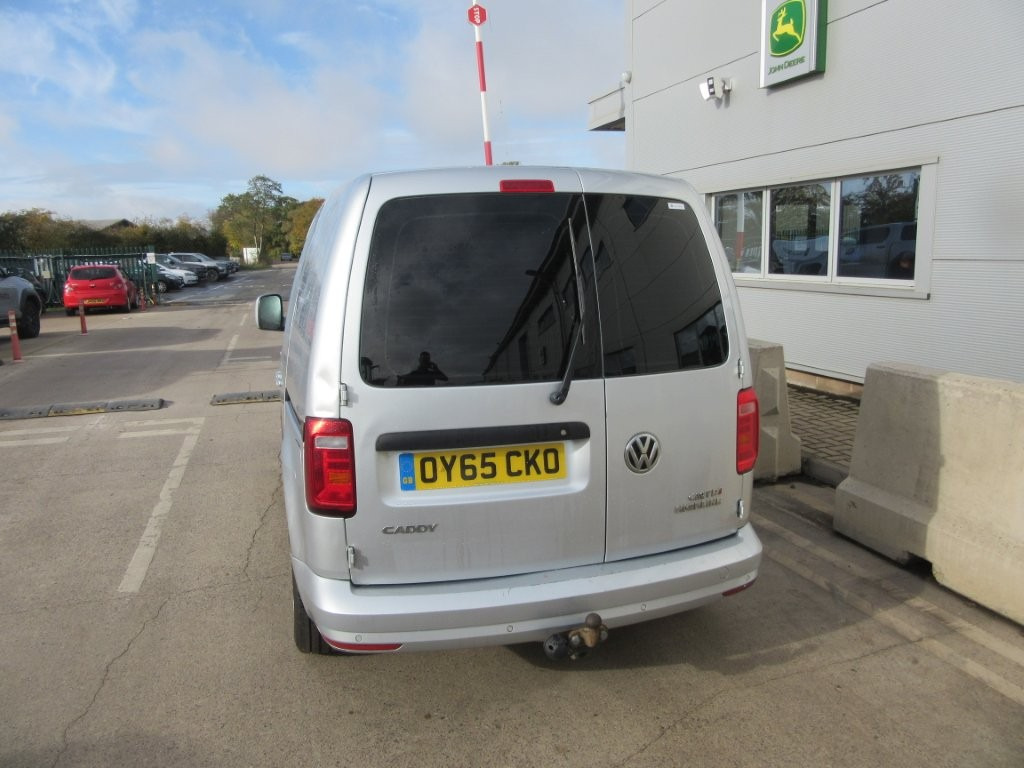 VOLKSWAGEN CADDY C20 HIGHLINE TDI - Furgoneta pequeña: foto 5 VOLKSWAGEN CADDY C20 HIGHLINE TDI - Furgoneta pequeña: foto 5