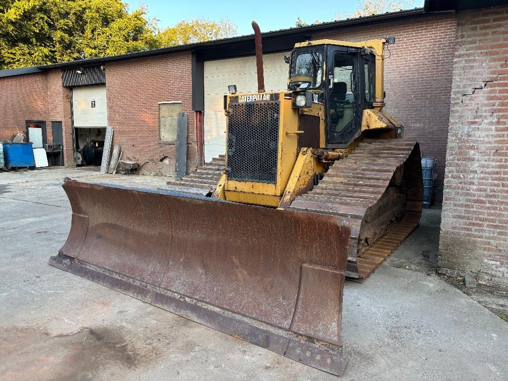 CAT D 6 M LGP - Bulldozer: foto 1 CAT D 6 M LGP - Bulldozer: foto 1