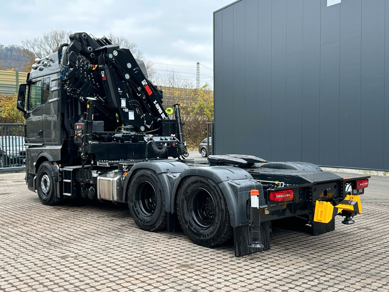 MAN TGX 26.580 6x4 Kran Hiab 302-6 + Jib-4 - Cabeza tractora: foto 5 MAN TGX 26.580 6x4 Kran Hiab 302-6 + Jib-4 - Cabeza tractora: foto 5