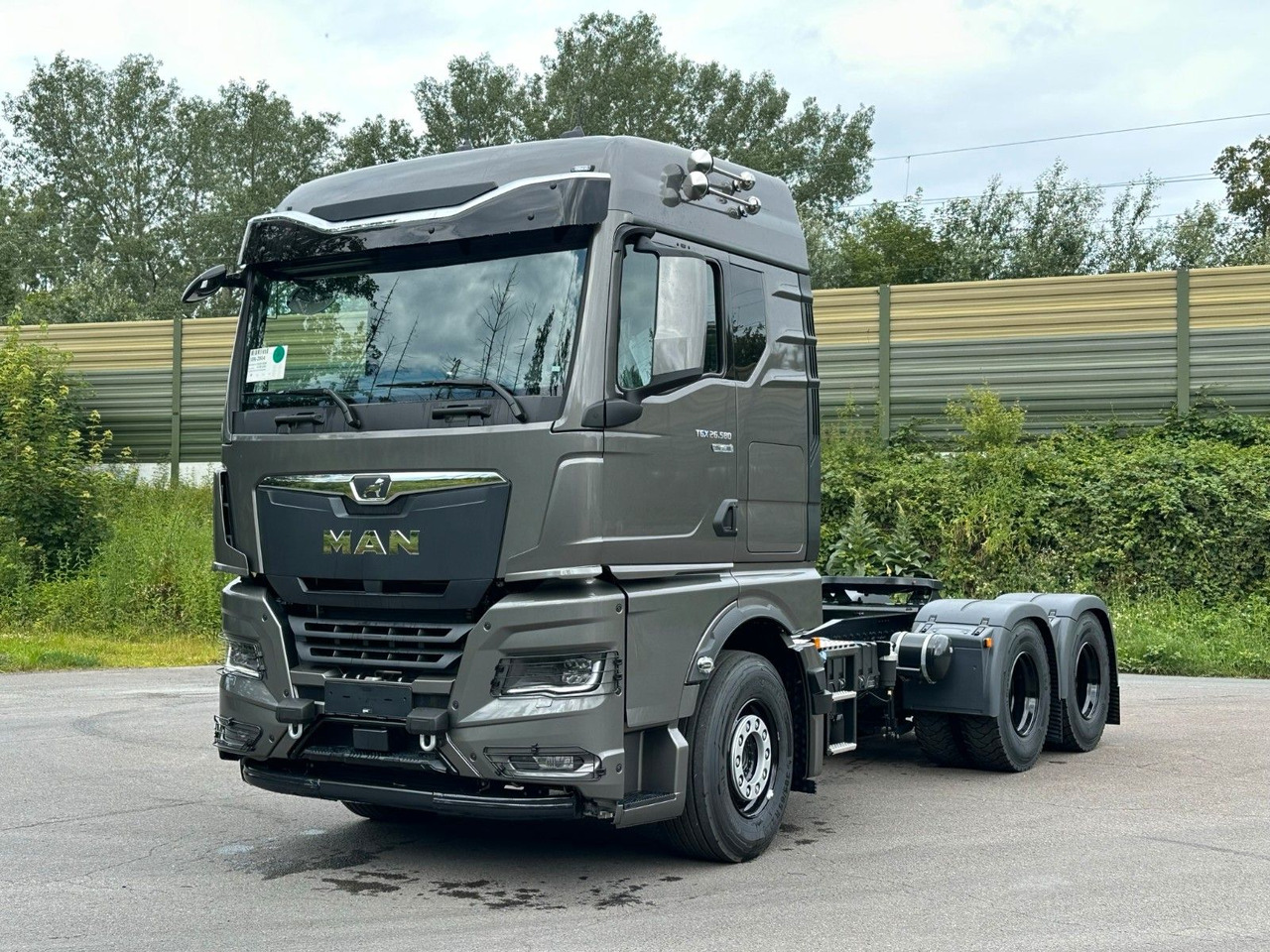 MAN TGX 26.580 6x4 Retarder - Cabeza tractora: foto 1 MAN TGX 26.580 6x4 Retarder - Cabeza tractora: foto 1
