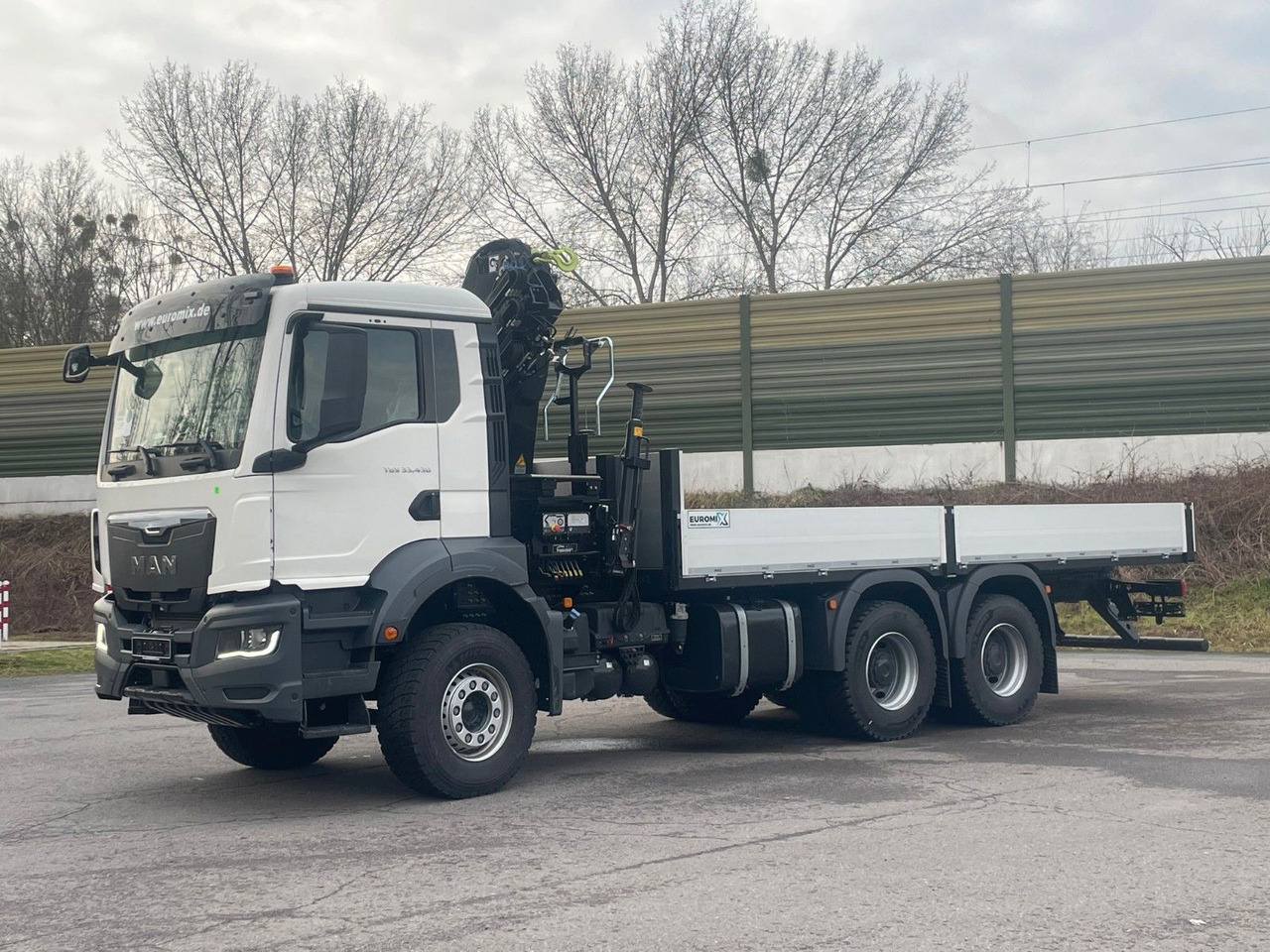 MAN TGS 33.440 6x4 Kran HIAB 138-3 - Camión grúa: foto 3 MAN TGS 33.440 6x4 Kran HIAB 138-3 - Camión grúa: foto 3