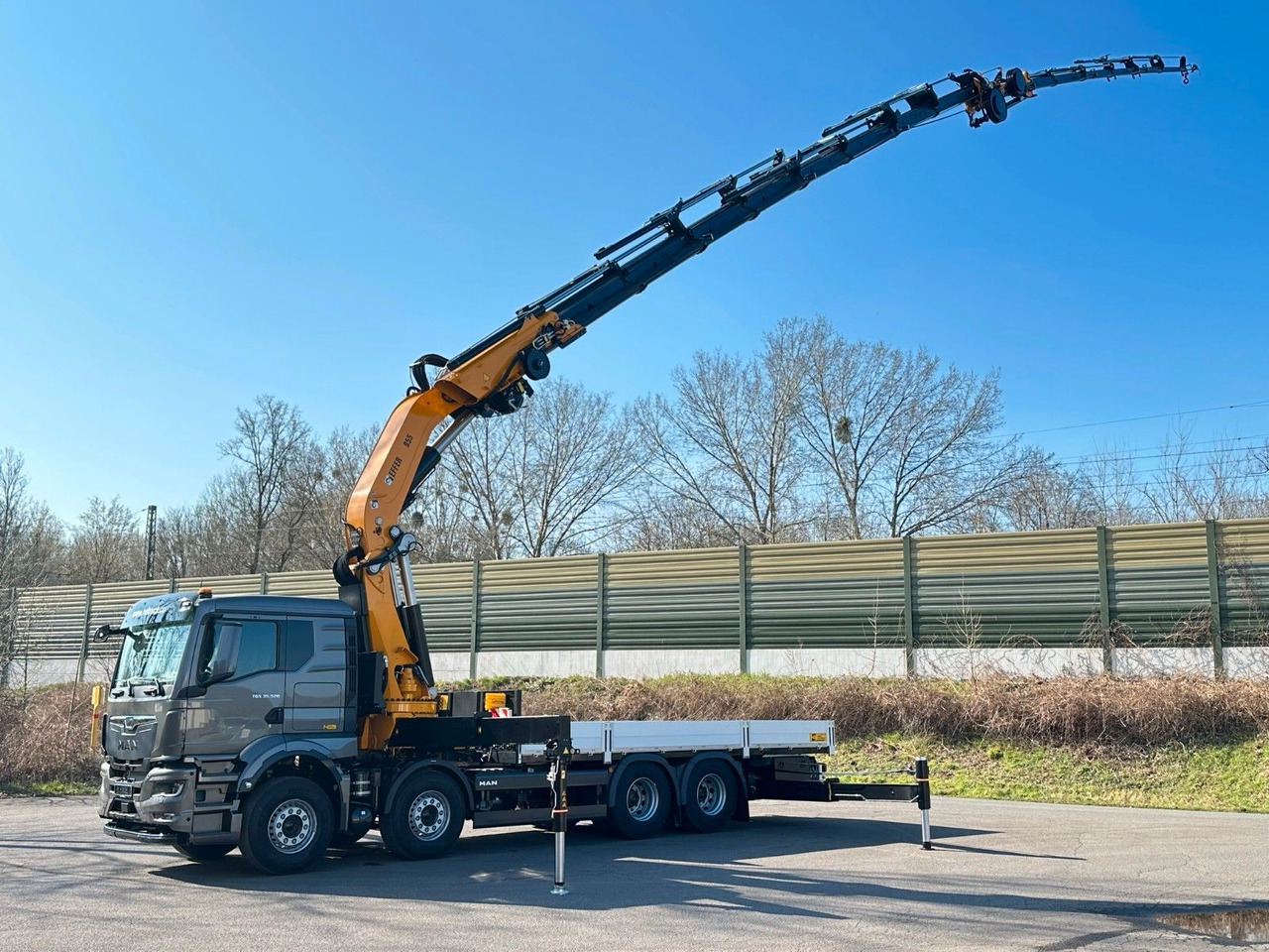 MAN TGS 35.520 8X4 TG 3 EFFER 955-8s +Jib 6sAUTOKRAN - Camión grúa: foto 4 MAN TGS 35.520 8X4 TG 3 EFFER 955-8s +Jib 6sAUTOKRAN - Camión grúa: foto 4
