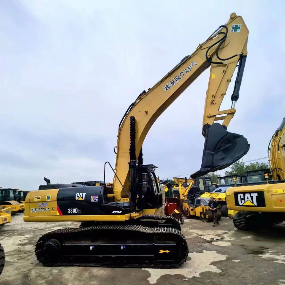 Low Price Used Caterpillar CAT 330D2L Excavators 33 TON 1.5M³ Bucket Capacity CN 2022 Machinery Test Report Track Shoes Included - Excavadora de cadenas: foto 1 Low Price Used Caterpillar CAT 330D2L Excavators 33 TON 1.5M³ Bucket Capacity CN 2022 Machinery Test Report Track Shoes Included - Excavadora de cadenas: foto 1