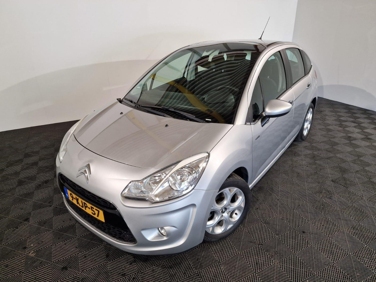 Hatchback Citroen C3 1.6 Vti 2012 193.593 km 9-KJP-57: foto 1