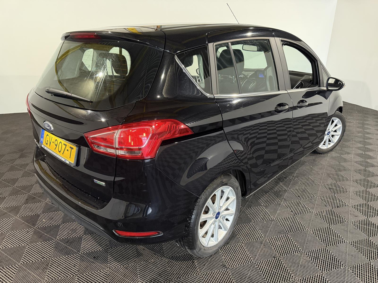 Ford | B-Max | 1.0 EcoBoost Titanium | 2015 | 149.480 km | GV907T | Logisch - Coche: foto 2 Ford | B-Max | 1.0 EcoBoost Titanium | 2015 | 149.480 km | GV907T | Logisch - Coche: foto 2