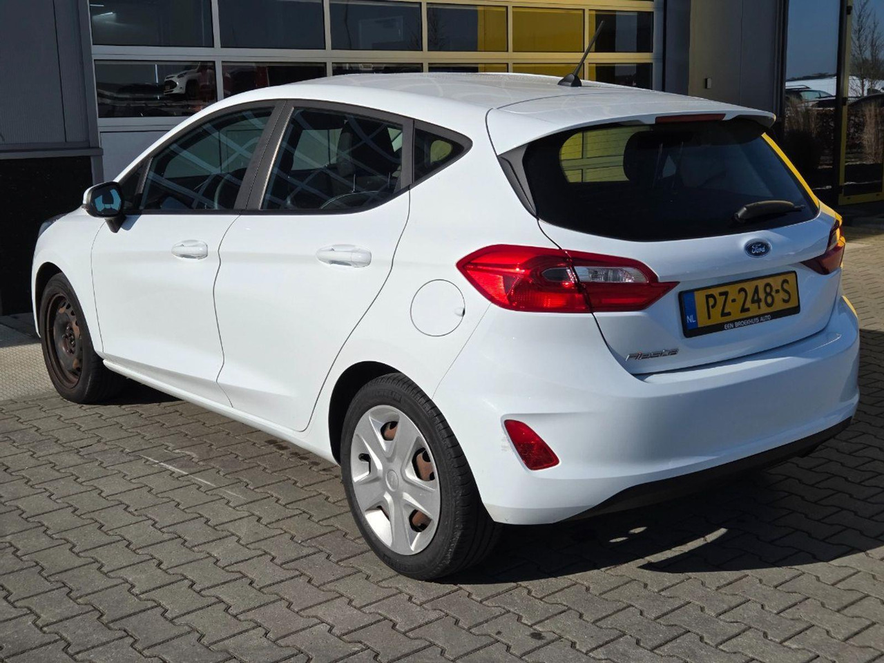 Ford Fiesta 1.1 Trend | 2017 | 145.164 km | PZ248S | NAP: Logisch - Hatchback: foto 3 Ford Fiesta 1.1 Trend | 2017 | 145.164 km | PZ248S | NAP: Logisch - Hatchback: foto 3