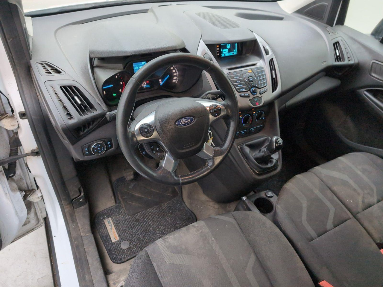 Ford Transit Connect 1.6 TDCI L2 Trend | 2016 | 250.768 km | VKT61Z | NAP: Geen oordeel - Furgoneta pequeña: foto 5 Ford Transit Connect 1.6 TDCI L2 Trend | 2016 | 250.768 km | VKT61Z | NAP: Geen oordeel - Furgoneta pequeña: foto 5