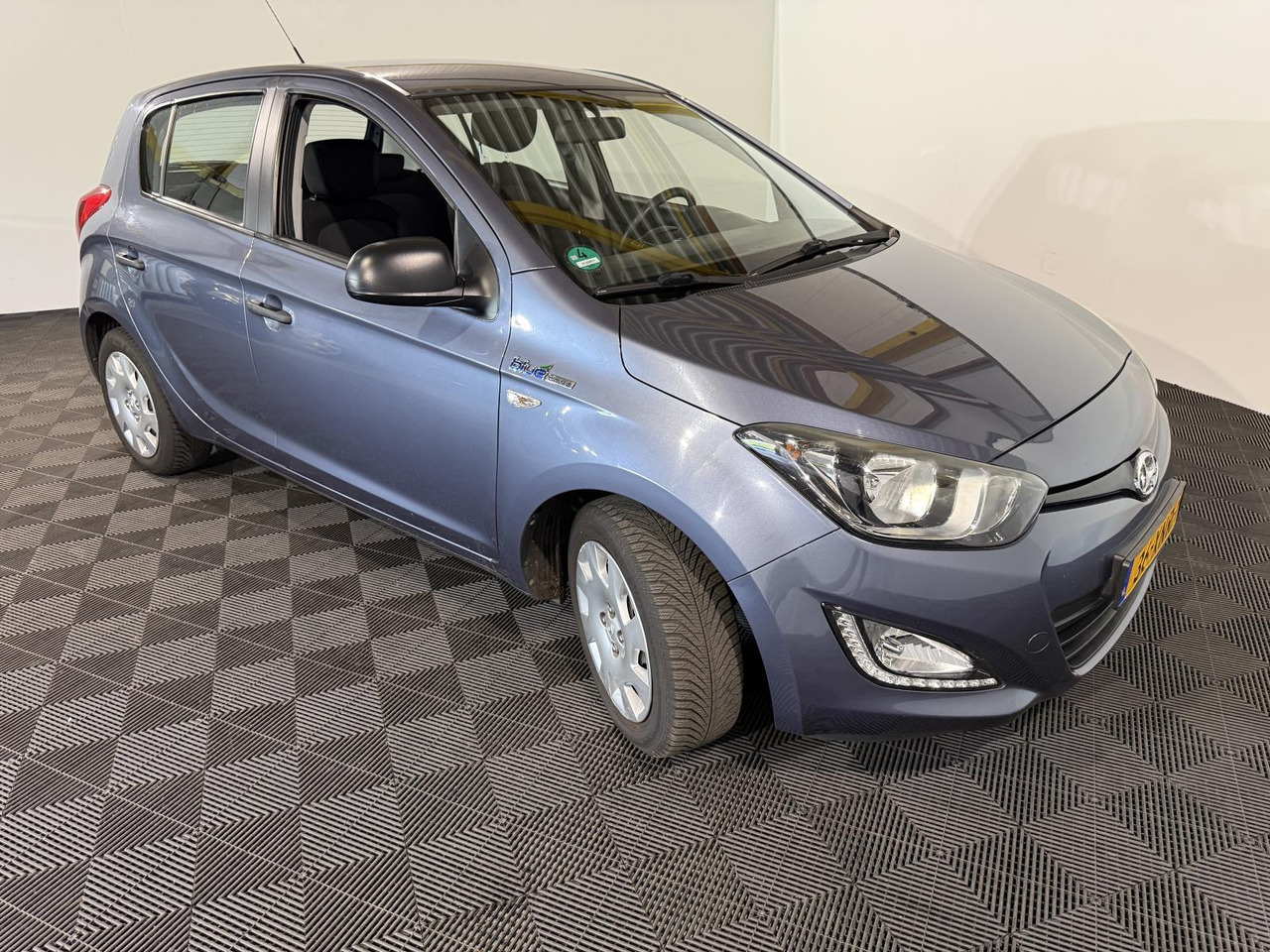 Hyundai i20 1.2i Business Edition | 2012 | 167.712 km |36-XNR-1 - Hatchback: foto 3 Hyundai i20 1.2i Business Edition | 2012 | 167.712 km |36-XNR-1 - Hatchback: foto 3