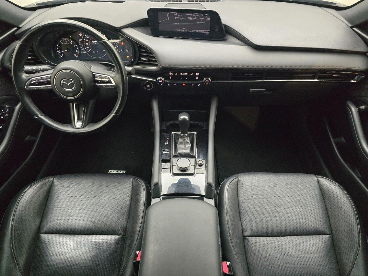 Mazda 3 2.0 e - SkyActiv - X M Hybrid 180 Luxury | 2020 | 61.020 km | Automaat | J698RL | NAP: Logisch - Hatchback: foto 5 Mazda 3 2.0 e - SkyActiv - X M Hybrid 180 Luxury | 2020 | 61.020 km | Automaat | J698RL | NAP: Logisch - Hatchback: foto 5