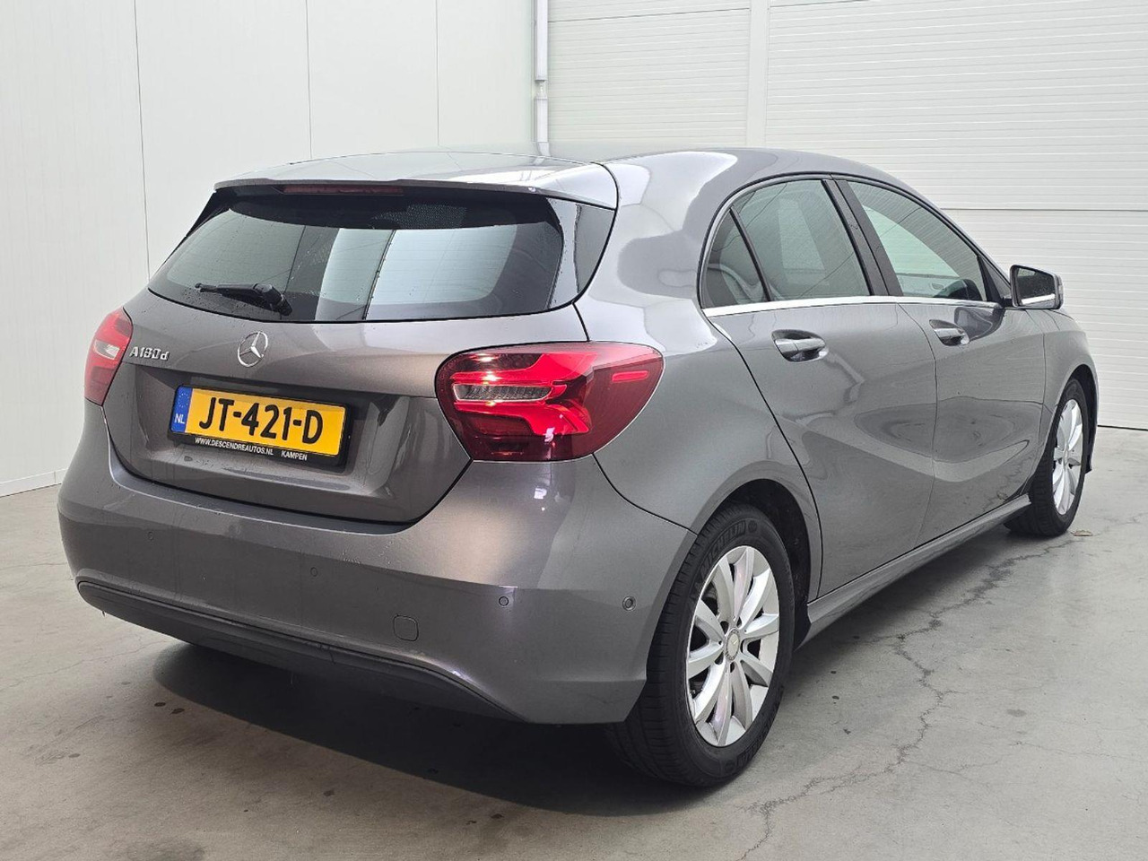 Mercedes-Benz A-klasse 180 d Lease Edition | 2016 | 231.875 km | Automaat | JT421D | NAP: Logisch - Hatchback: foto 4 Mercedes-Benz A-klasse 180 d Lease Edition | 2016 | 231.875 km | Automaat | JT421D | NAP: Logisch - Hatchback: foto 4