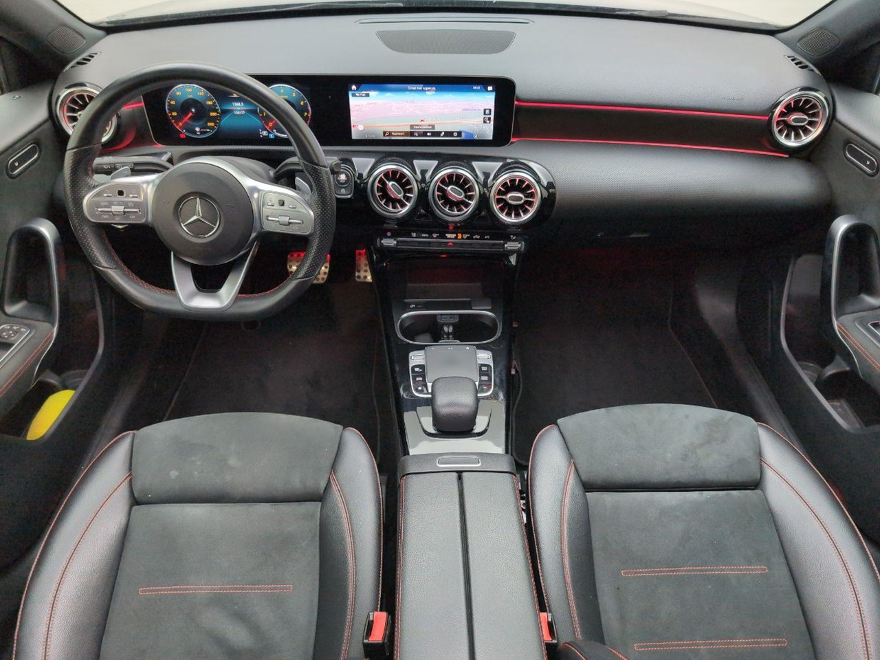 Mercedes-Benz A-klasse 220 4MATIC Premium Plus | 2019 | 130.177 km | Automaat | T127TZ | NAP: Geen oordeel - Hatchback: foto 5 Mercedes-Benz A-klasse 220 4MATIC Premium Plus | 2019 | 130.177 km | Automaat | T127TZ | NAP: Geen oordeel - Hatchback: foto 5