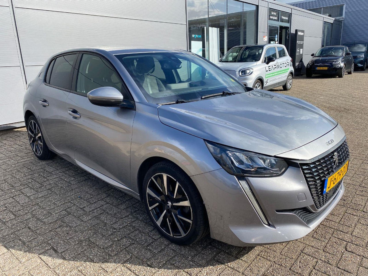 Peugeot 208 1.2 PureTech Allure | 2020 | 95.990 km | J679DD | NAP: Logisch - Hatchback: foto 2 Peugeot 208 1.2 PureTech Allure | 2020 | 95.990 km | J679DD | NAP: Logisch - Hatchback: foto 2