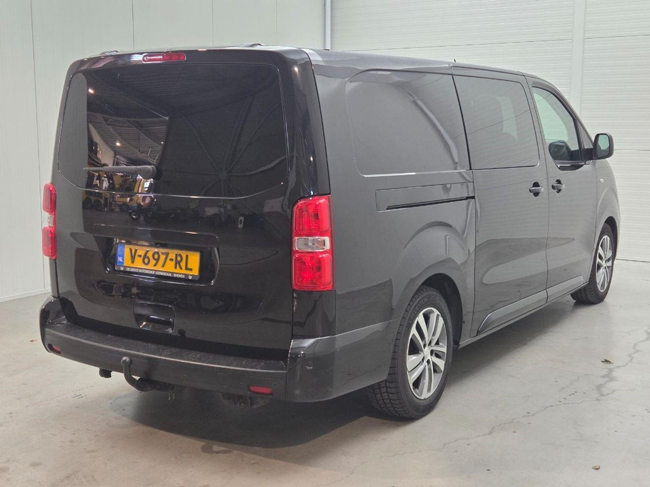Peugeot Expert 231L 2.0 BlueHDI 180 DC Premium Pack | 2018 | 123.189 km | Automaat | V697RL | NAP: Logisch - Furgoneta combi: foto 4 Peugeot Expert 231L 2.0 BlueHDI 180 DC Premium Pack | 2018 | 123.189 km | Automaat | V697RL | NAP: Logisch - Furgoneta combi: foto 4