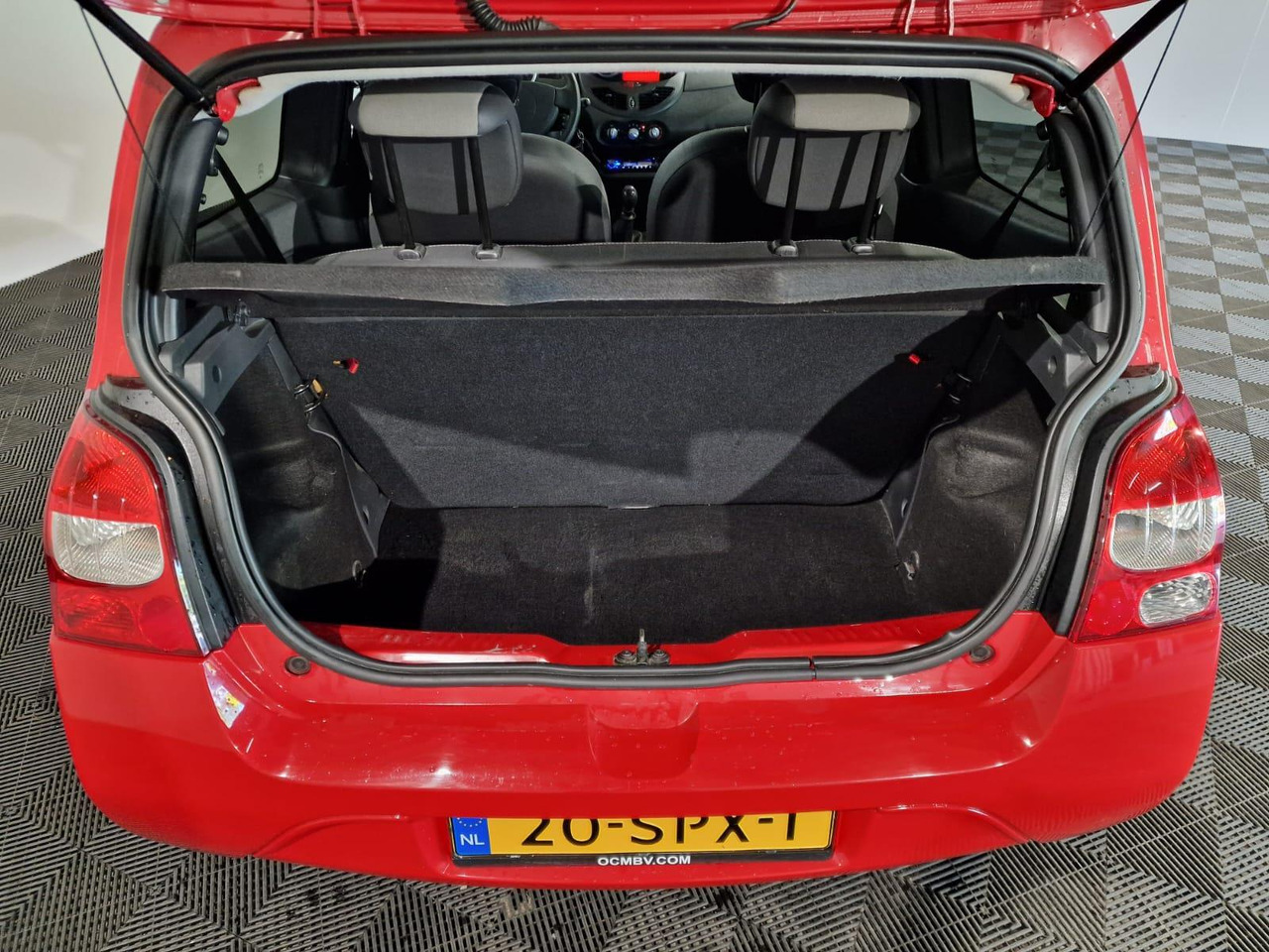 Renault Twingo 1.2-16V Collection | 2011 | 149.179 km | 20-SPX-1 - Hatchback: foto 3 Renault Twingo 1.2-16V Collection | 2011 | 149.179 km | 20-SPX-1 - Hatchback: foto 3