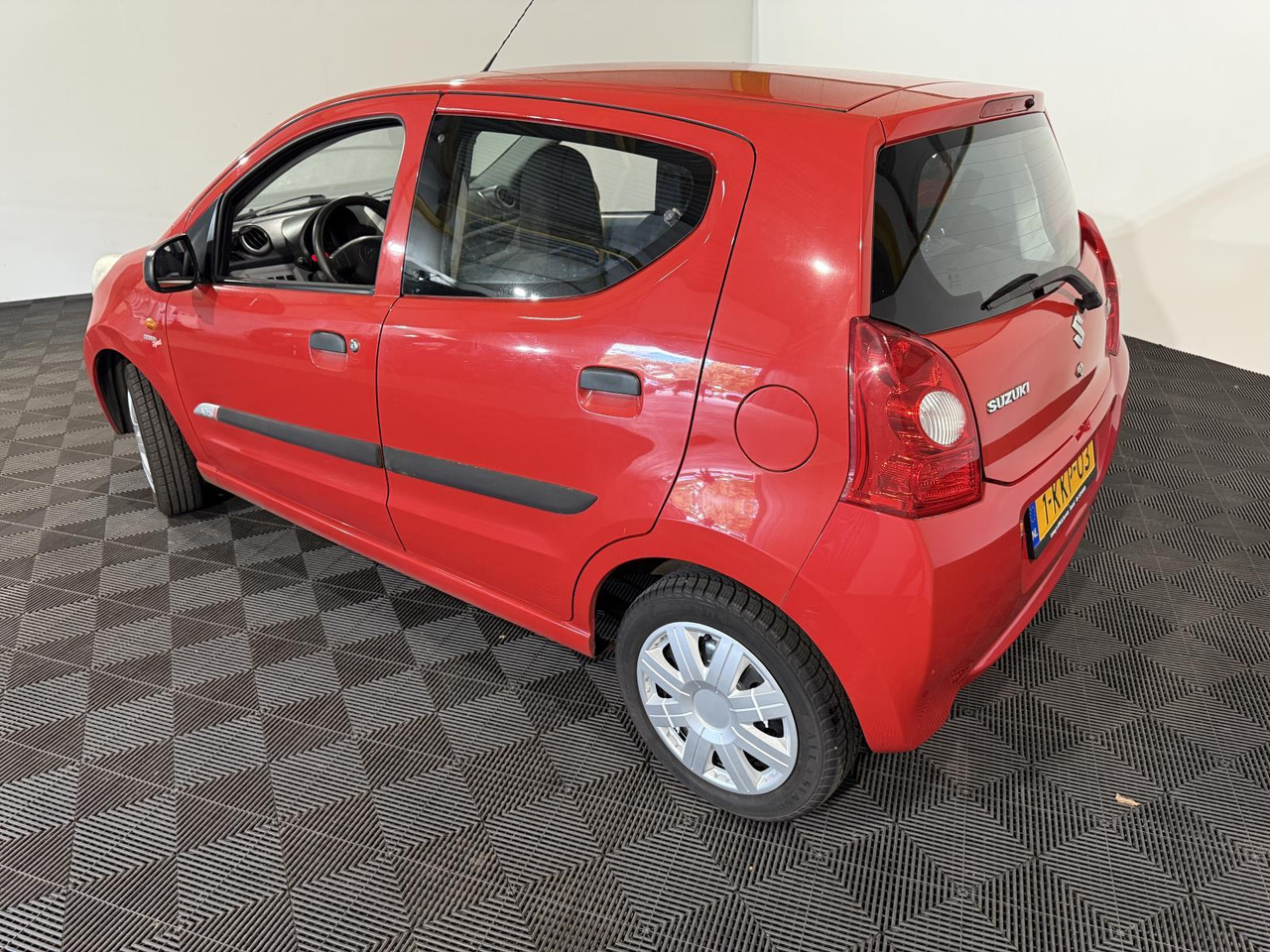Suzuki Alto 1.0 Base | 2009 | 86.997 km 1-KKP-03 - Hatchback: foto 3 Suzuki Alto 1.0 Base | 2009 | 86.997 km 1-KKP-03 - Hatchback: foto 3