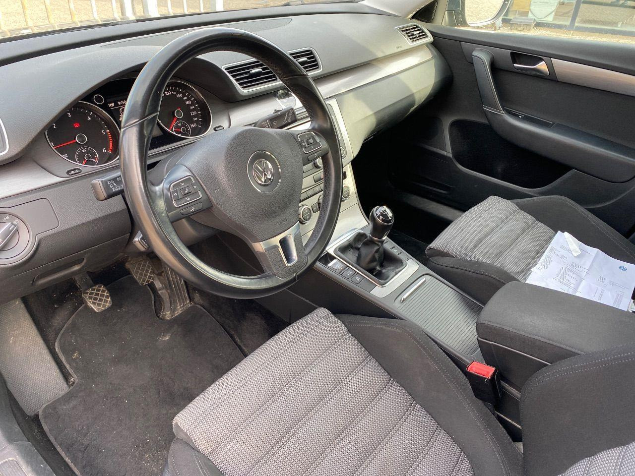 Volkswagen Passat Variant 2.0 TDI Highline BlueMotion | 2012 | 265.279 km | PL474H | NAP: Geen oordeel - Coche: foto 5 Volkswagen Passat Variant 2.0 TDI Highline BlueMotion | 2012 | 265.279 km | PL474H | NAP: Geen oordeel - Coche: foto 5