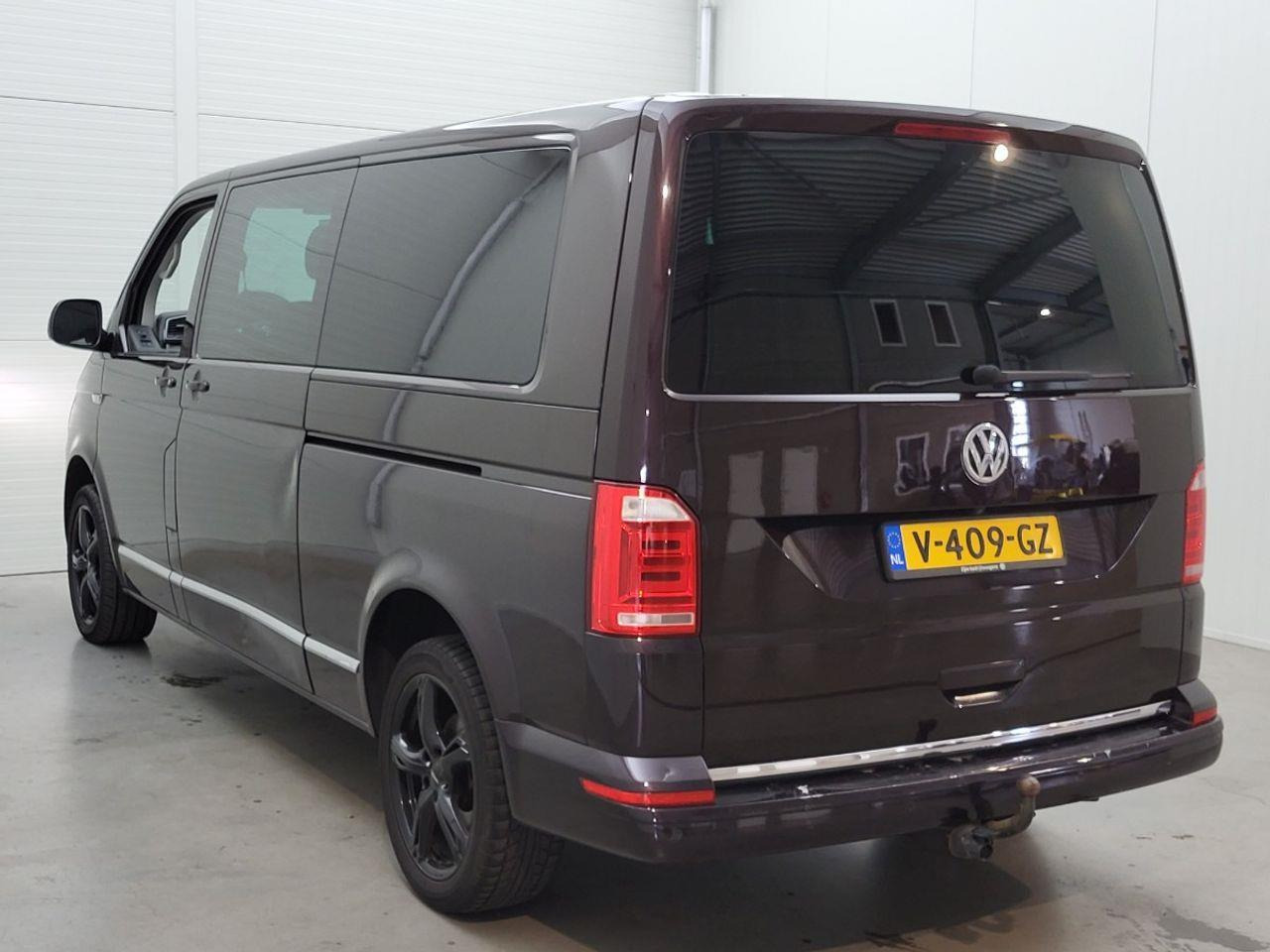 Volkswagen Transporter 2.0 TDI L2H1 DC Highline | 2017 | 301.926 km | Automaat | V409GZ | NAP: Logisch - Furgoneta combi: foto 3 Volkswagen Transporter 2.0 TDI L2H1 DC Highline | 2017 | 301.926 km | Automaat | V409GZ | NAP: Logisch - Furgoneta combi: foto 3