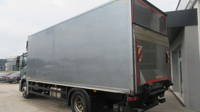Mercedes-Benz Axor 1827L Koffer LBW - Camión caja cerrada: foto 5 Mercedes-Benz Axor 1827L Koffer LBW - Camión caja cerrada: foto 5