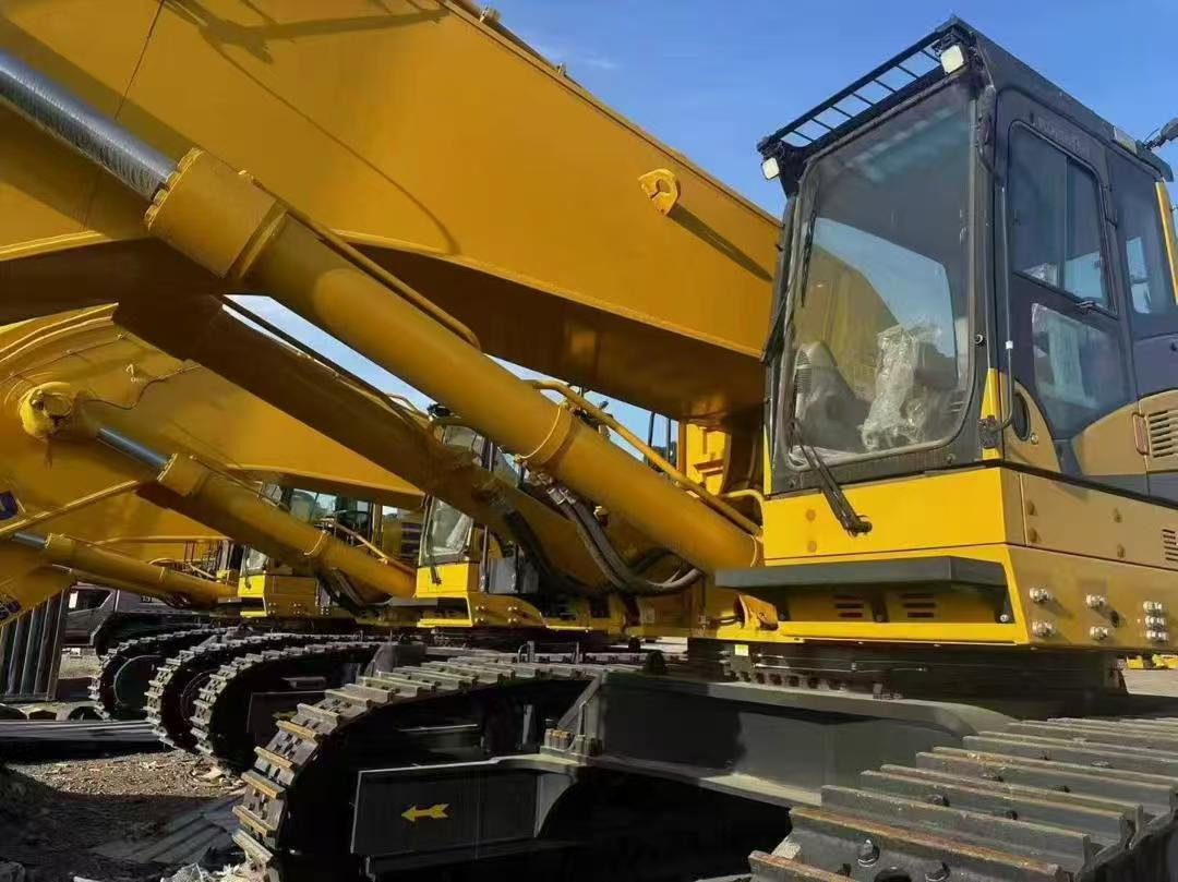 KOMATSU PC1250-11R - Excavadora de cadenas: foto 3 KOMATSU PC1250-11R - Excavadora de cadenas: foto 3