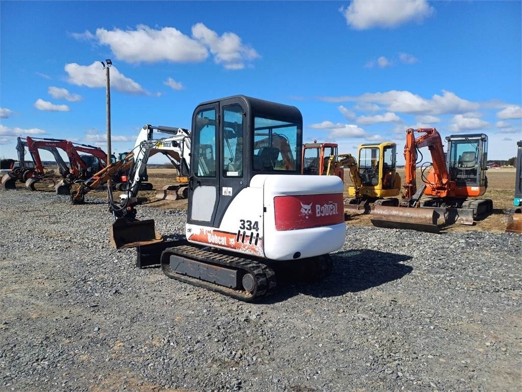 Bobcat 334 kallistajalla - Miniexcavadora: foto 3 Bobcat 334 kallistajalla - Miniexcavadora: foto 3