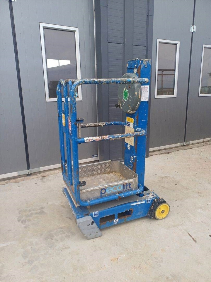 JLG Peco lift henkilönostin - Plataforma de mástil vertical: foto 2 JLG Peco lift henkilönostin - Plataforma de mástil vertical: foto 2