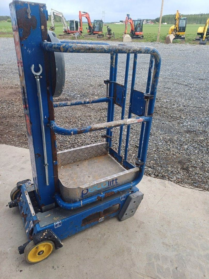 JLG Peco lift henkilönostin - Plataforma de mástil vertical: foto 3 JLG Peco lift henkilönostin - Plataforma de mástil vertical: foto 3