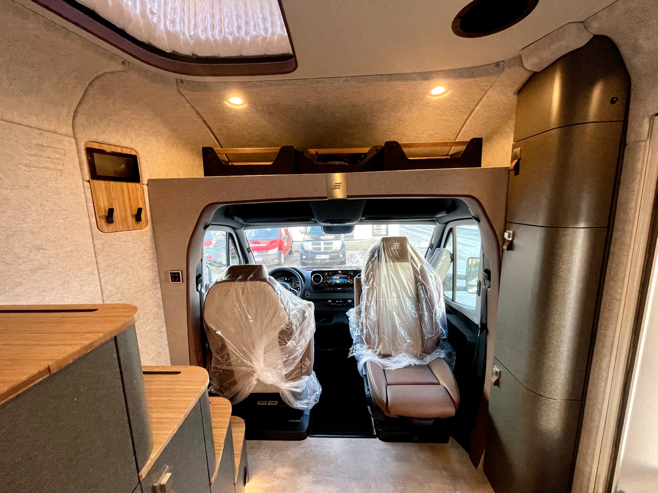 Autocaravana perfilada Hymer Venture S: foto 14 Autocaravana perfilada Hymer Venture S: foto 14