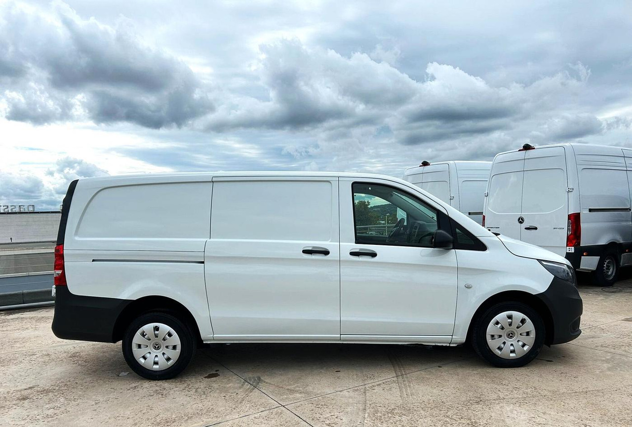 Mercedes Benz Vito 111 Furgone Long - Furgoneta pequeña: foto 4 Mercedes Benz Vito 111 Furgone Long - Furgoneta pequeña: foto 4