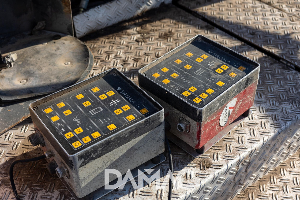 Pavimentadora de asfalto DYNAPAC F121-4W: foto 19