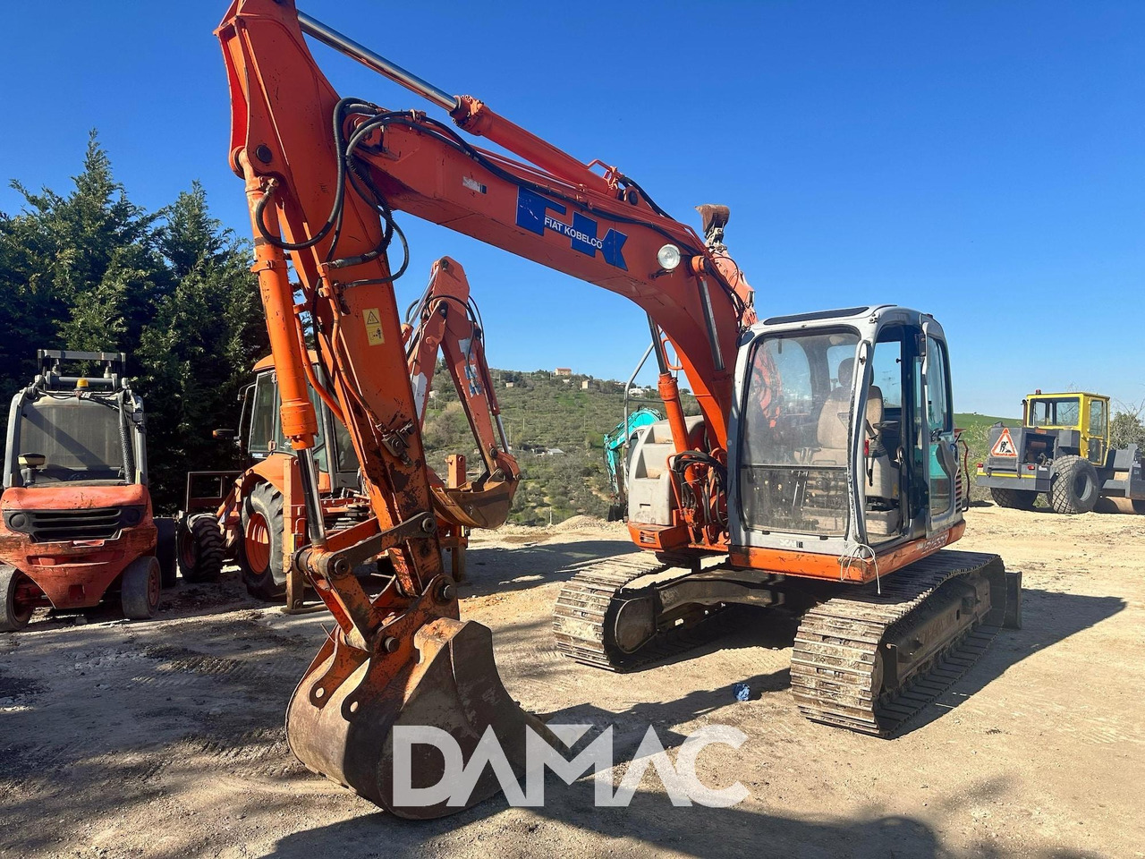 FIAT KOBELCO E115SR - Excavadora de cadenas: foto 1 FIAT KOBELCO E115SR - Excavadora de cadenas: foto 1