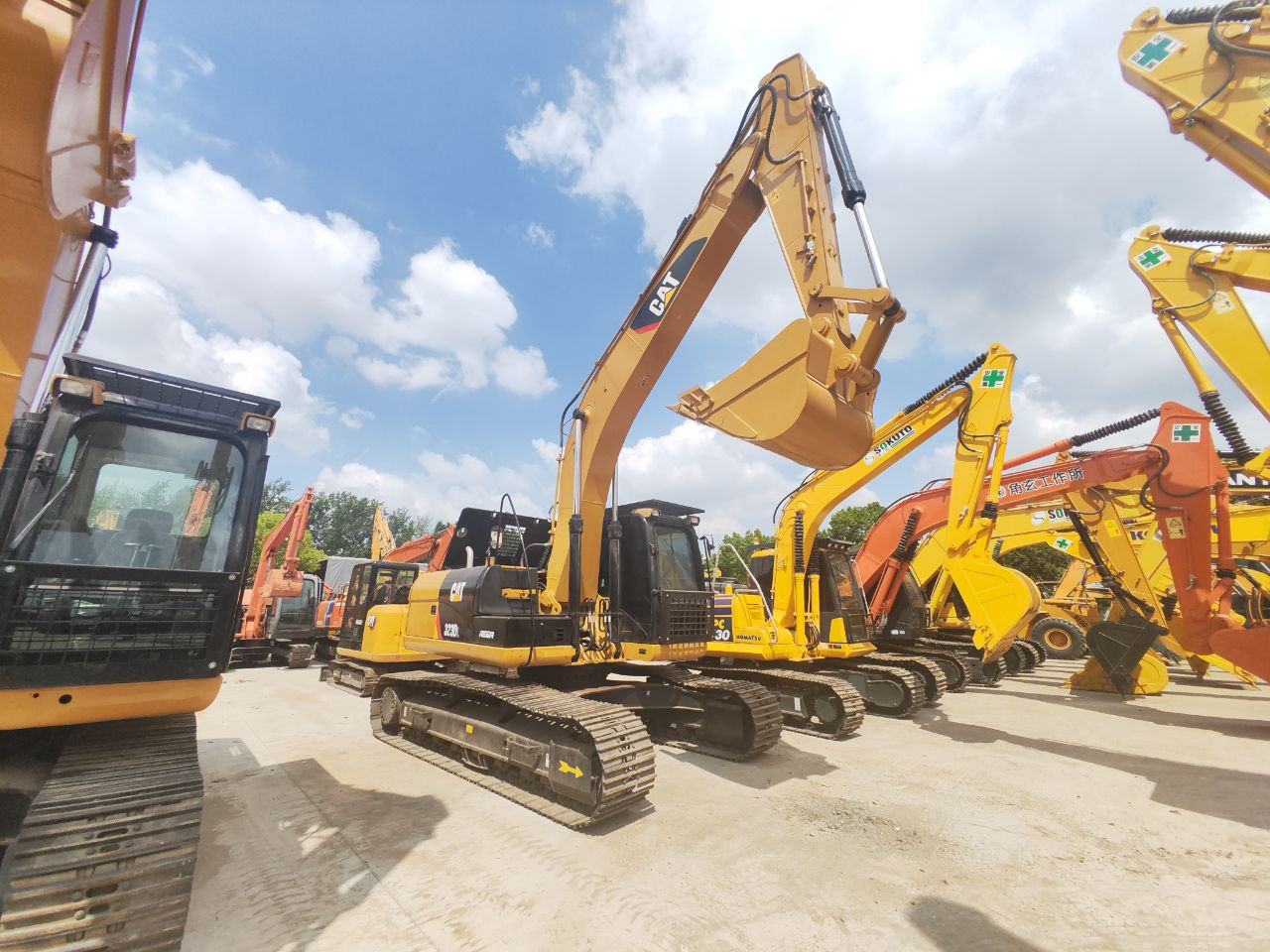 CATERPILLAR 323D - Excavadora de cadenas: foto 3 CATERPILLAR 323D - Excavadora de cadenas: foto 3