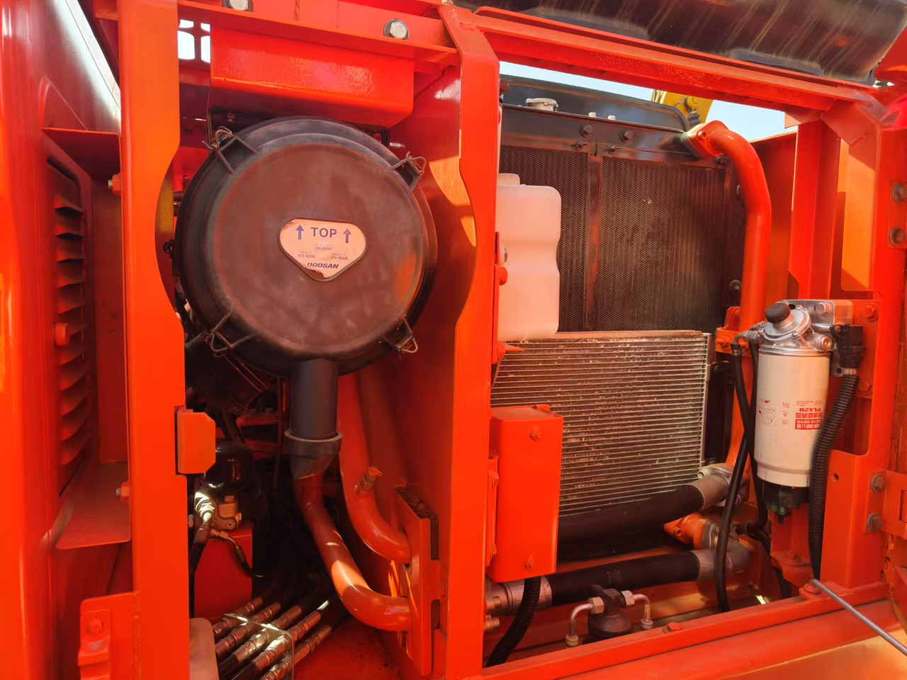 DOOSAN DX150 - Excavadora: foto 4 DOOSAN DX150 - Excavadora: foto 4